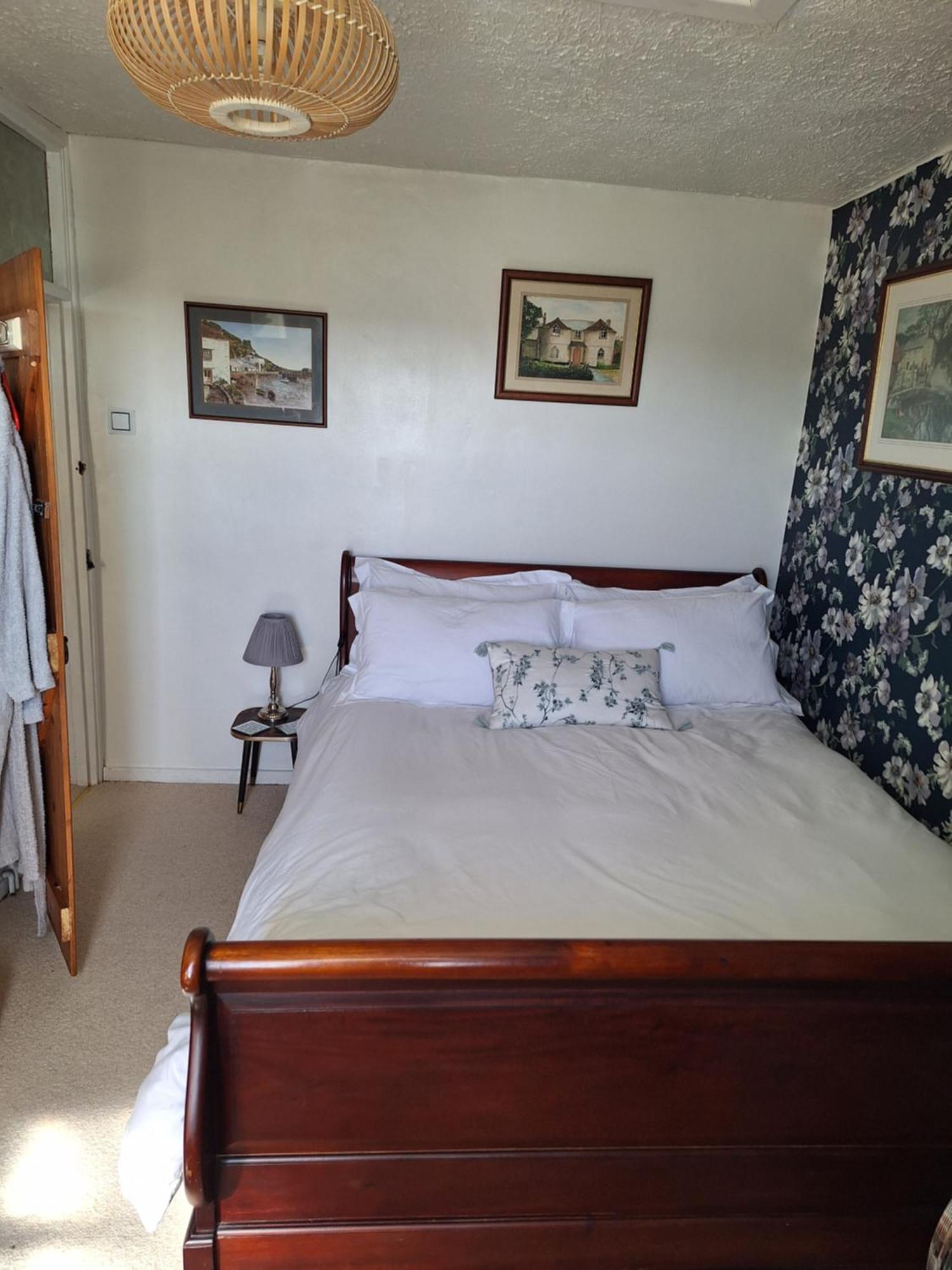 Redmoor Apartment Saint Day Bagian luar foto